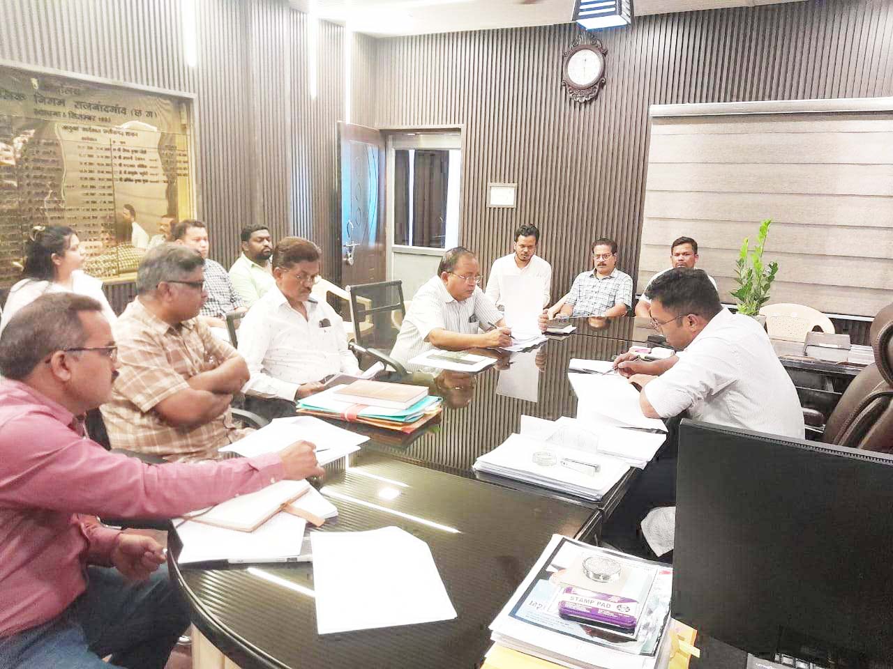 निर्माण कार्य प्रारंभ नहीं करने वाले ठेकेदारों को जारी होगा नोटिस निर्माण कार्य प्रारंभ नहीं करने वाले ठेकेदारों को जारी होगा नोटिस