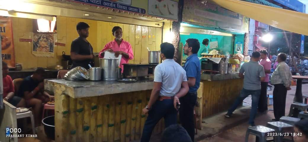 अमानक और असुरक्षित खाद्य पदार्थों को किया नष्ट