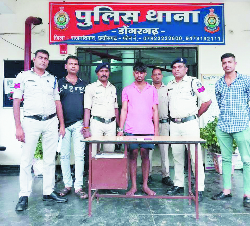 मोबाइल चोरी, आरोपी पकड़ाया मोबाइल चोरी, आरोपी पकड़ाया
