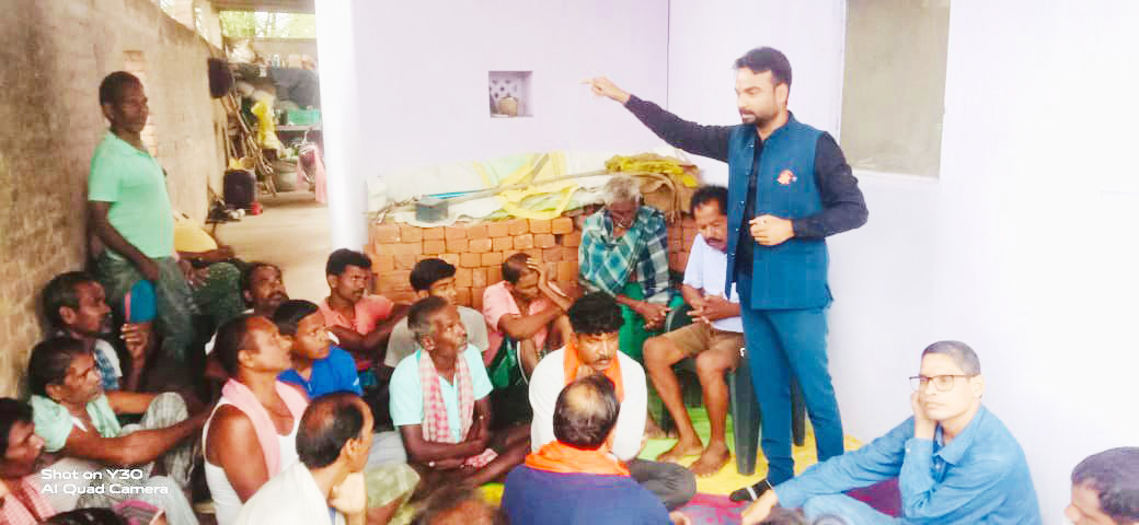 भाजपा नेता ने लगाई  किसान चौपाल