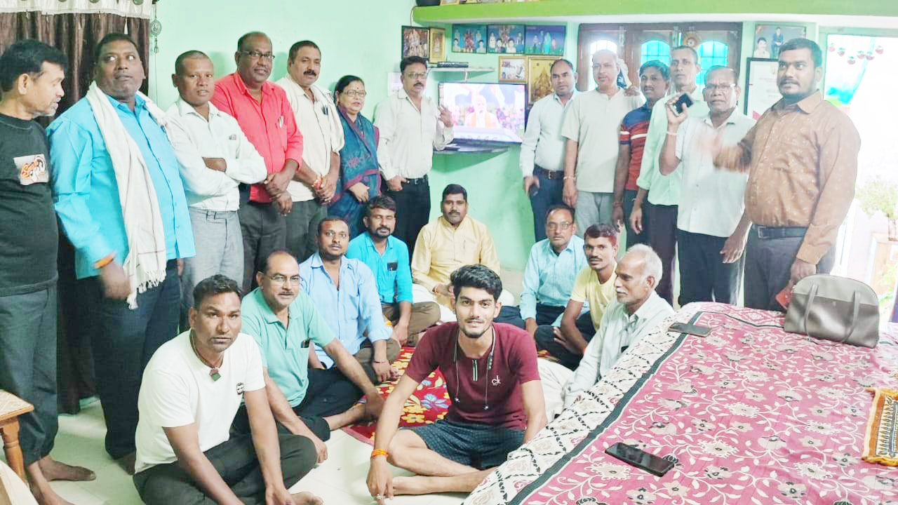 वास्तविक सह आभासी माध्यम से हुआ देश का सबसे बड़ा संवाद कार्यक्रम-कविन्द्र