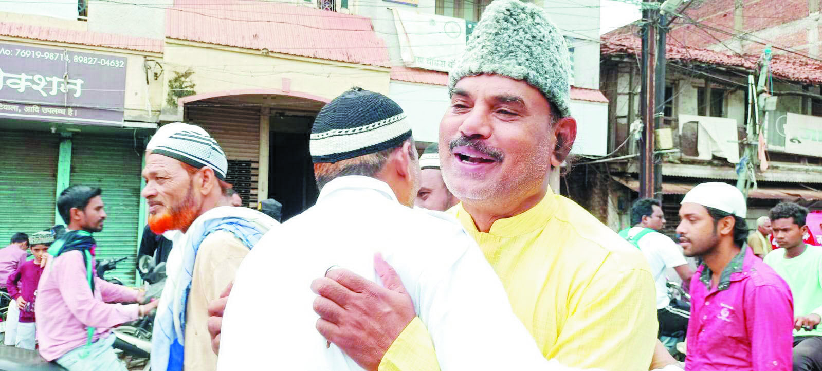 बारिश के चलते बकरीद  पर मस्जिदों में नमाज