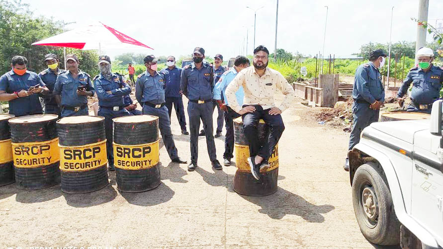 ट्रांसपोर्टरों की हड़ताल,  श्रीसीमेंट में परिवहन बंद