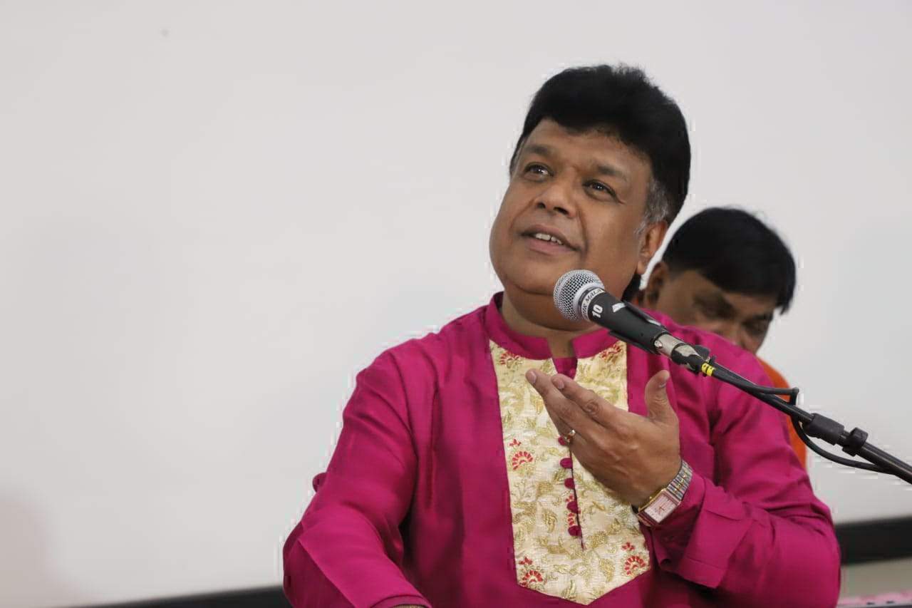 मानस सांस्कृतिक मित्र मंडल की 15वीं वर्षगांठ पर शाम ए गजल