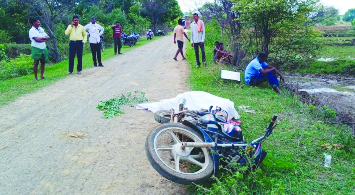 हत्या कर लाश को घसीटा, एक गिरफ्तार, एक की तलाश