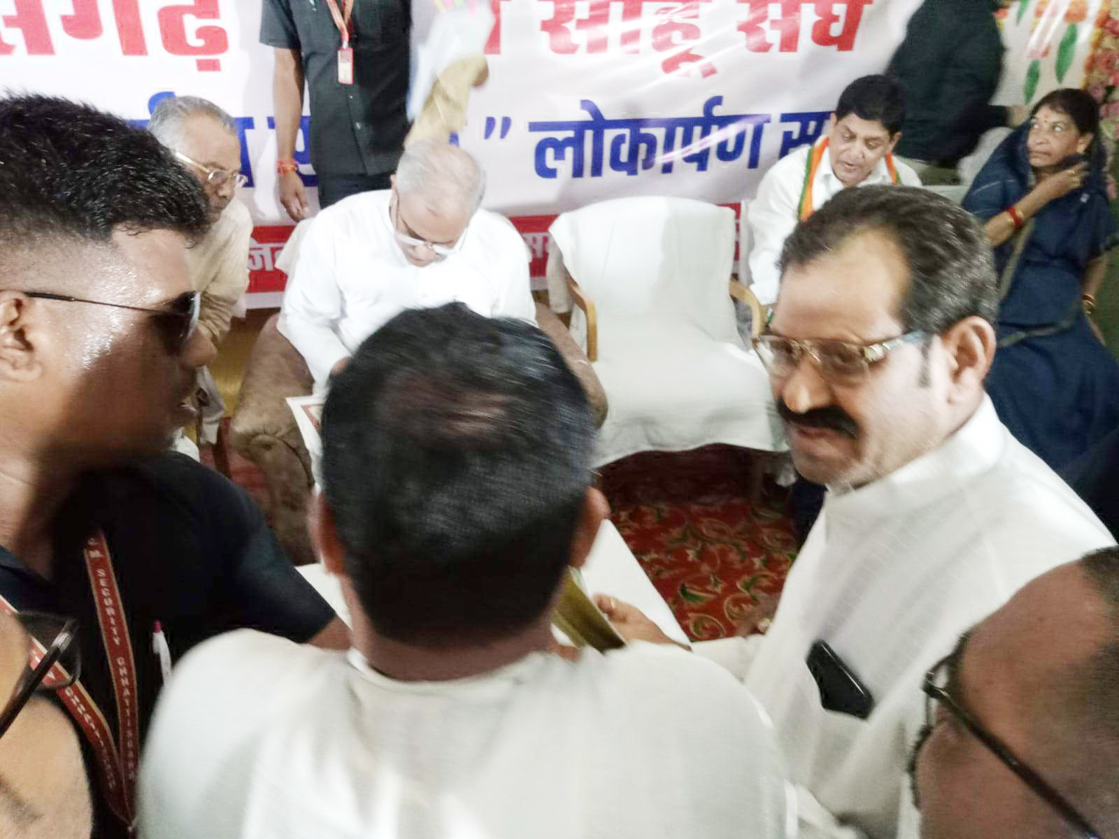 अर्जुन सदन के लोकार्पण कार्यक्रम में शामिल हुए सामाजिक बंधु