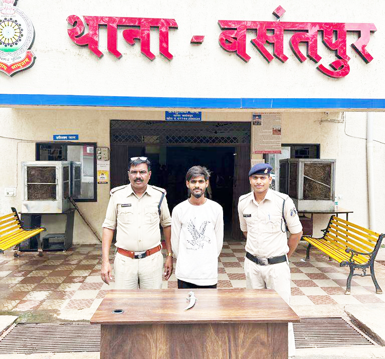 हथियार रखने वाला पकड़ाया हथियार रखने वाला पकड़ाया