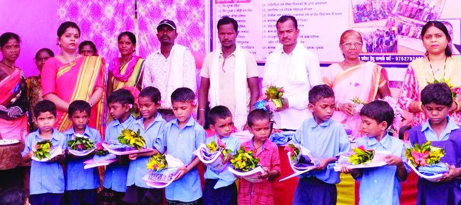 प्राथमिक शाला डोंगरीगुड़ा में शाला प्रवेश उत्सव प्राथमिक शाला डोंगरीगुड़ा में शाला प्रवेश उत्सव