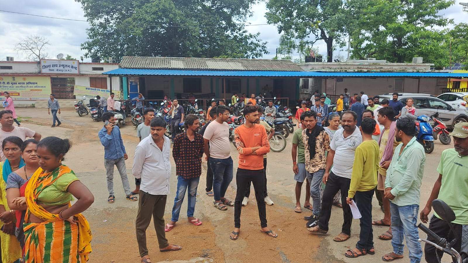 मरीज की मौत, जिला अस्पताल में हंगामा मरीज की मौत, जिला अस्पताल में हंगामा