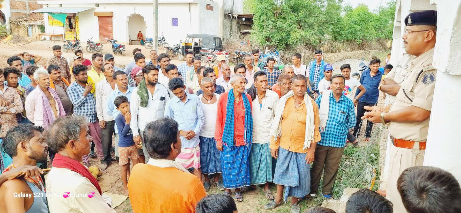 शिविर लगाकर लोगों को नशा से  होने वाले दुष्परिणाम बताए 