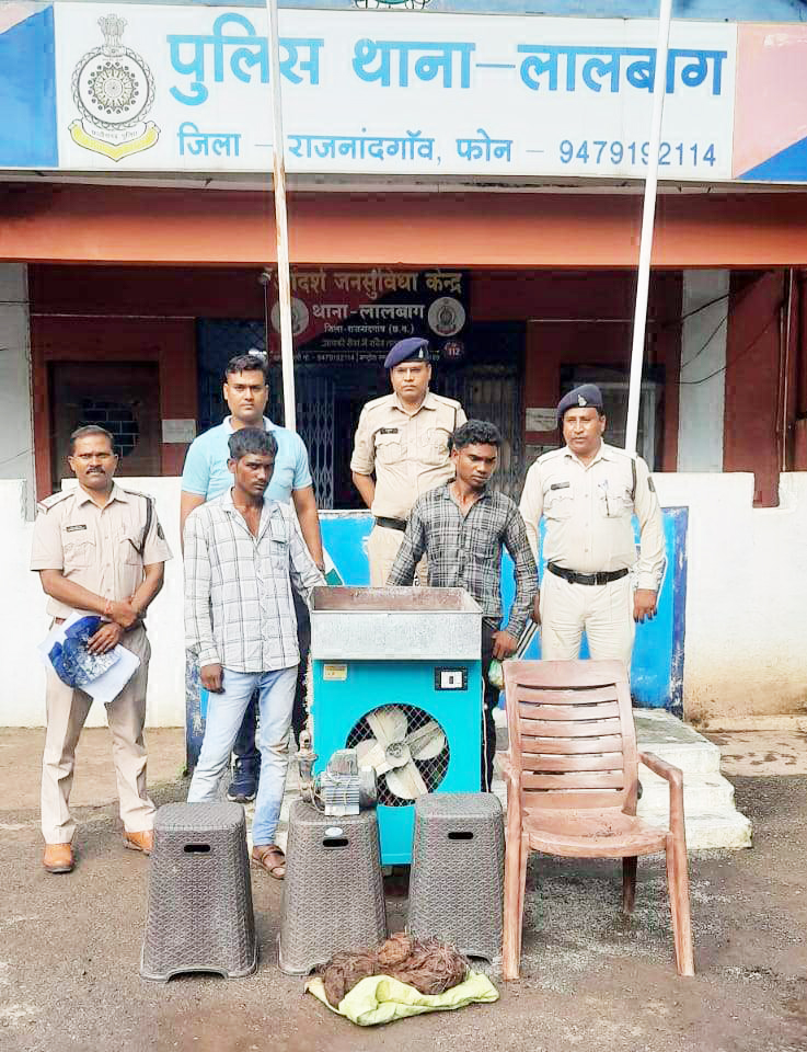 ताला तोडक़र चोरी करने वाले 2 पकड़ाए ताला तोडक़र चोरी करने वाले 2 पकड़ाए