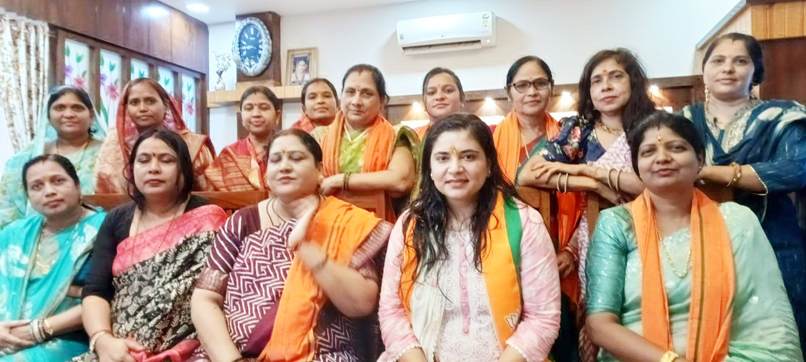 भाजपा महिला मोर्चा के राष्ट्रीय मीडिया प्रभारी नीतू दबात का राजिम में भव्य स्वागत भाजपा महिला मोर्चा के राष्ट्रीय मीडिया प्रभारी नीतू दबात का राजिम में भव्य स्वागत