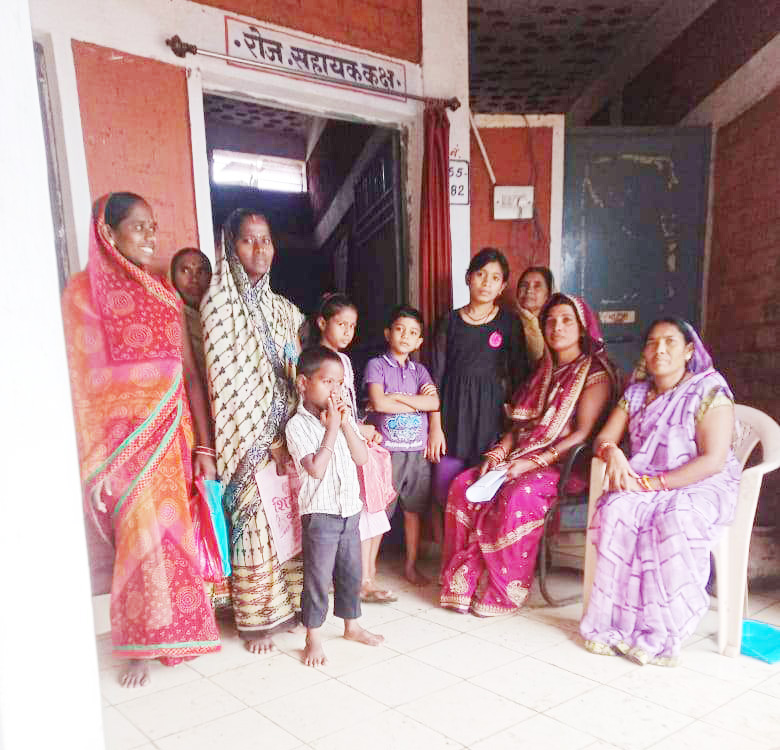 4 सौ गर्भवतियों का प्रसव करने वाली मितानिन  पद्मा को मिला मानदेय में वृद्धि से सम्मान