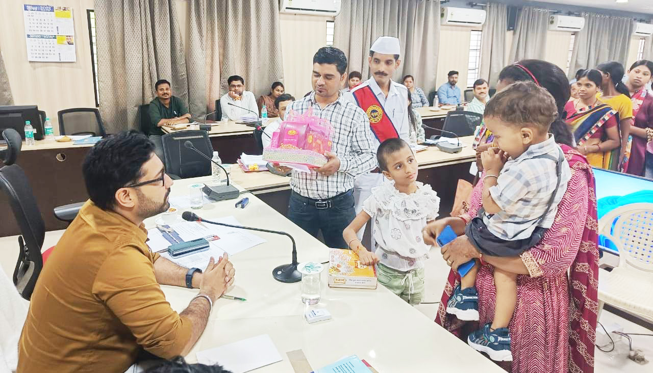 आठ साल बाद बिटिया ने सुनी मां की आवाज