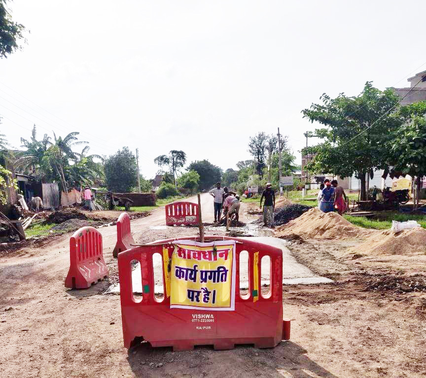 खराब सडक़ों की मरम्मत व डामरीकरण शुरू