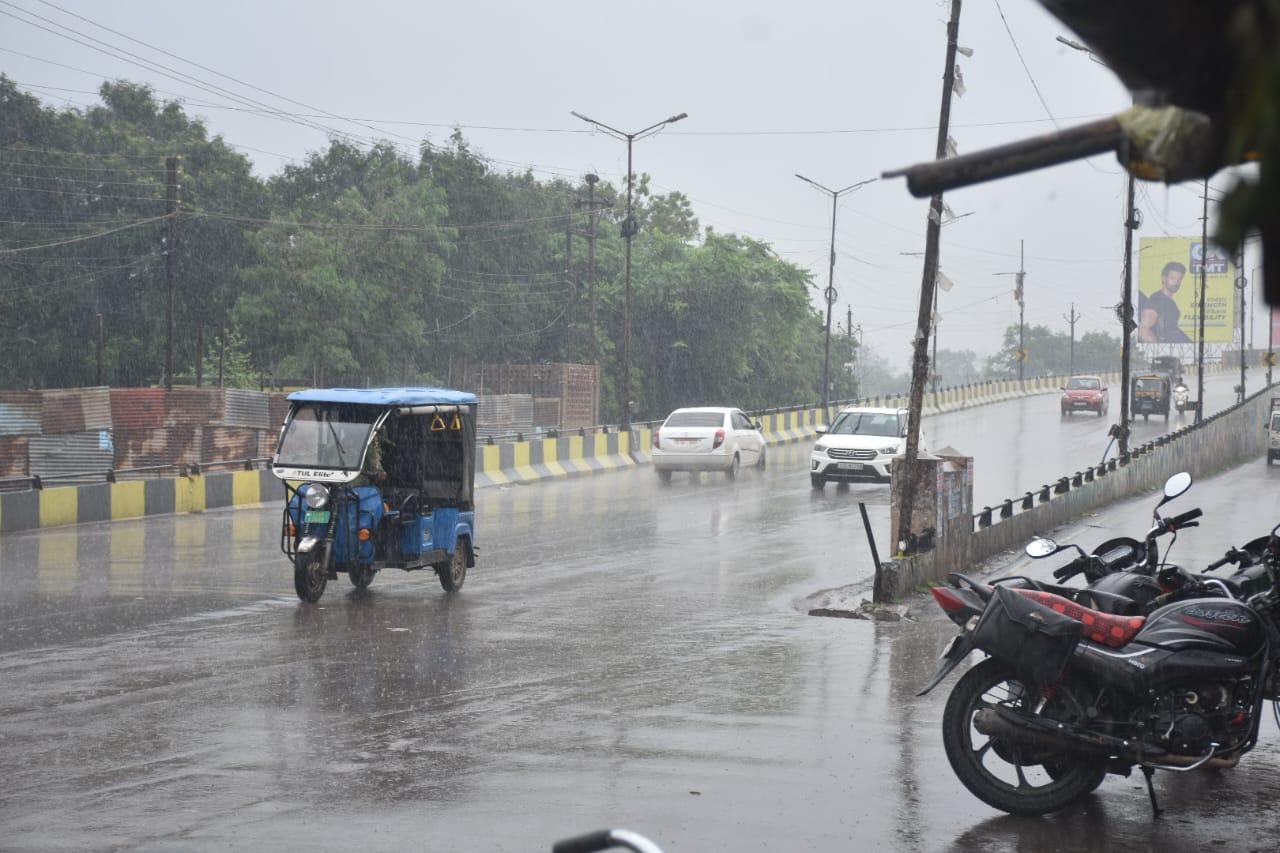 प्रदेश के कई जिलों में 21 तक   रेड, आरेंज और यलो एलर्ट 