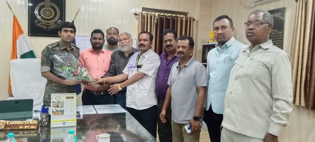 सर्व पिछड़ा वर्ग समाज ने एसपी से की मुलाक़ात सर्व पिछड़ा वर्ग समाज ने एसपी से की मुलाक़ात