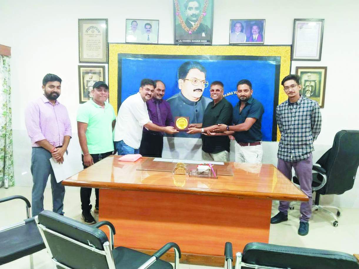 मूलमंत्र अपनाने से ही मिलती है सफलता मूलमंत्र अपनाने से ही मिलती है सफलता