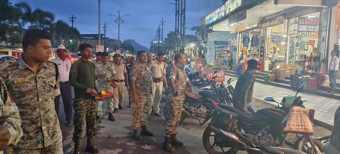 यातायात नियमों का उल्लंघन, वाहनों पर जुर्माना