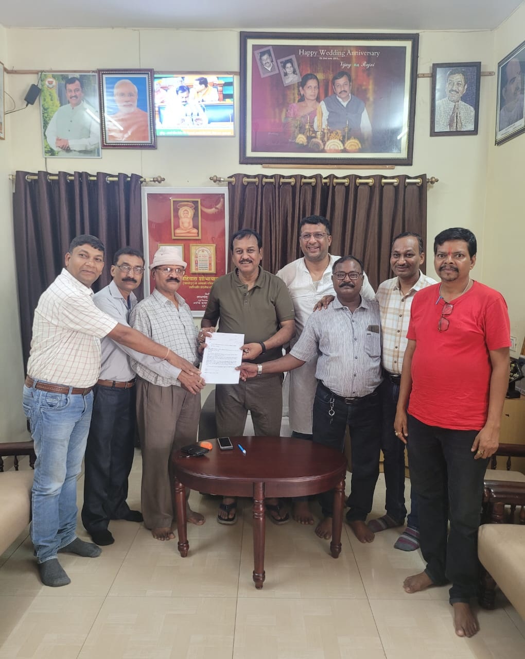 इलेक्ट्रो होम्योपैथिक चिकित्सक संघ ने दुर्ग सांसद से की मुलाकात इलेक्ट्रो होम्योपैथिक चिकित्सक संघ ने दुर्ग सांसद से की मुलाकात