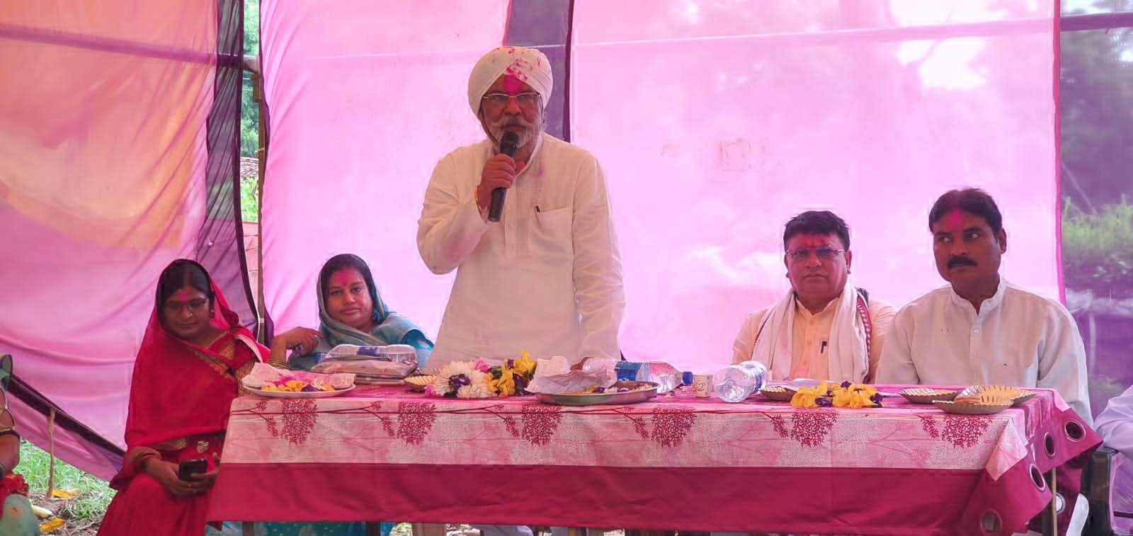 पूर्व विधायक होरा ने किया शीतला सामुदायिक भवन का भूमिपूजन