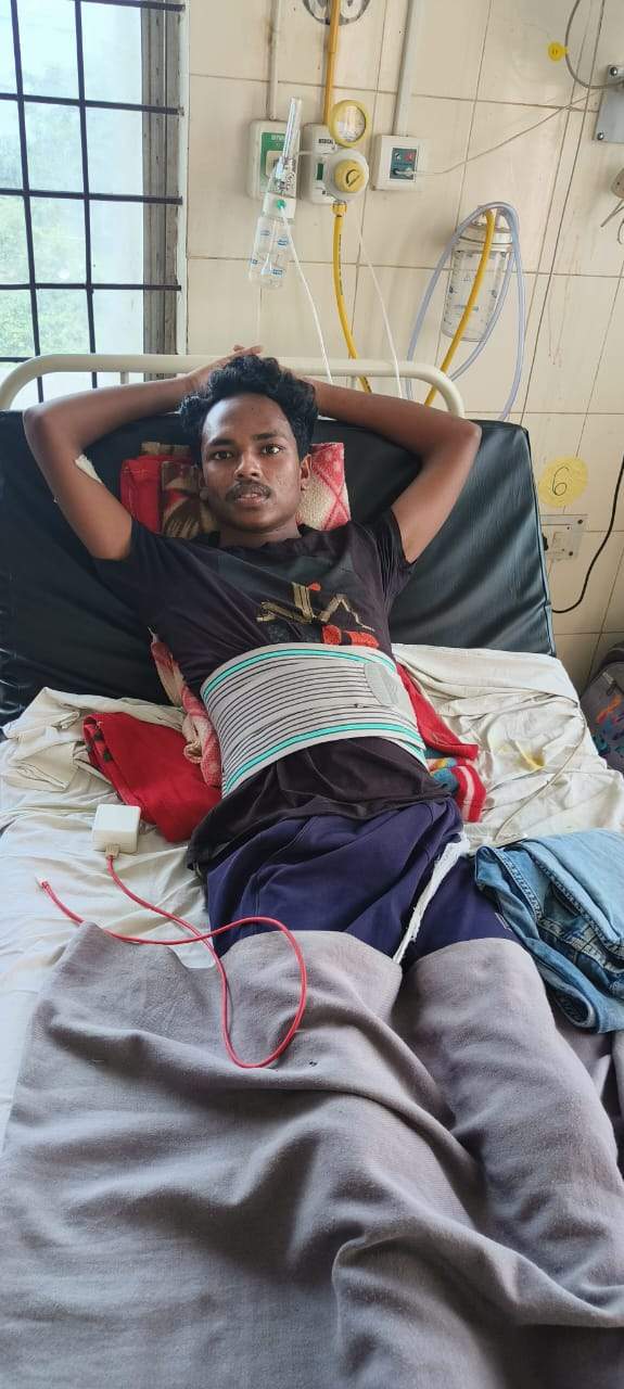 मेकाज के डॉक्टरों ने जोड़ी रीढ़ की हड्डी, मरीज को मिला नया जीवनदान