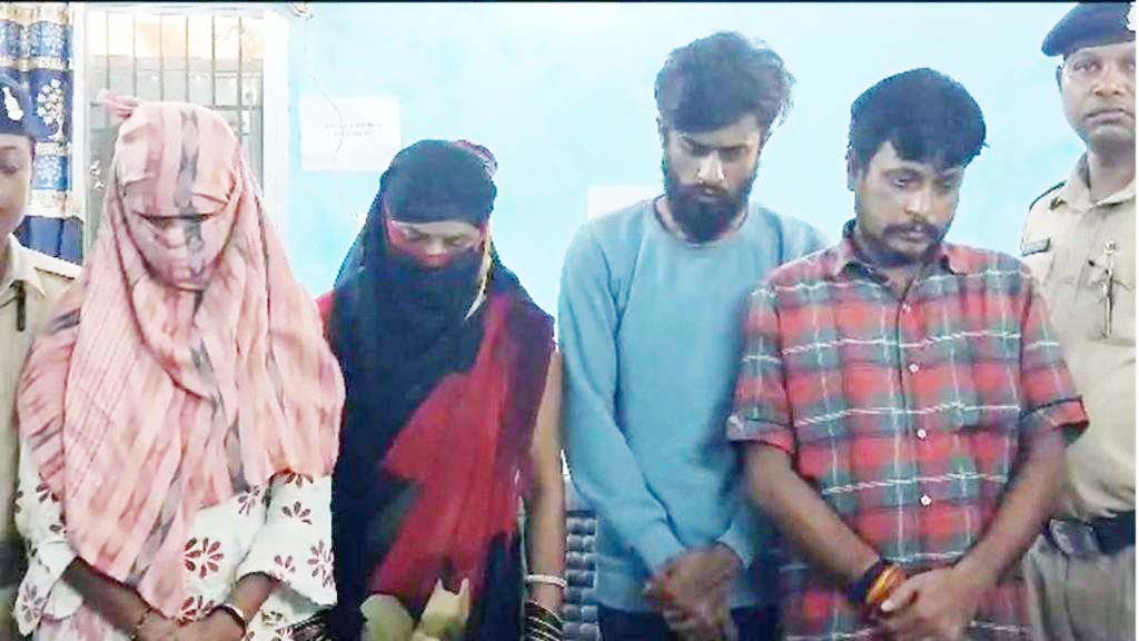 पंखे से लटकी मिली थी विवाहिता की लाश