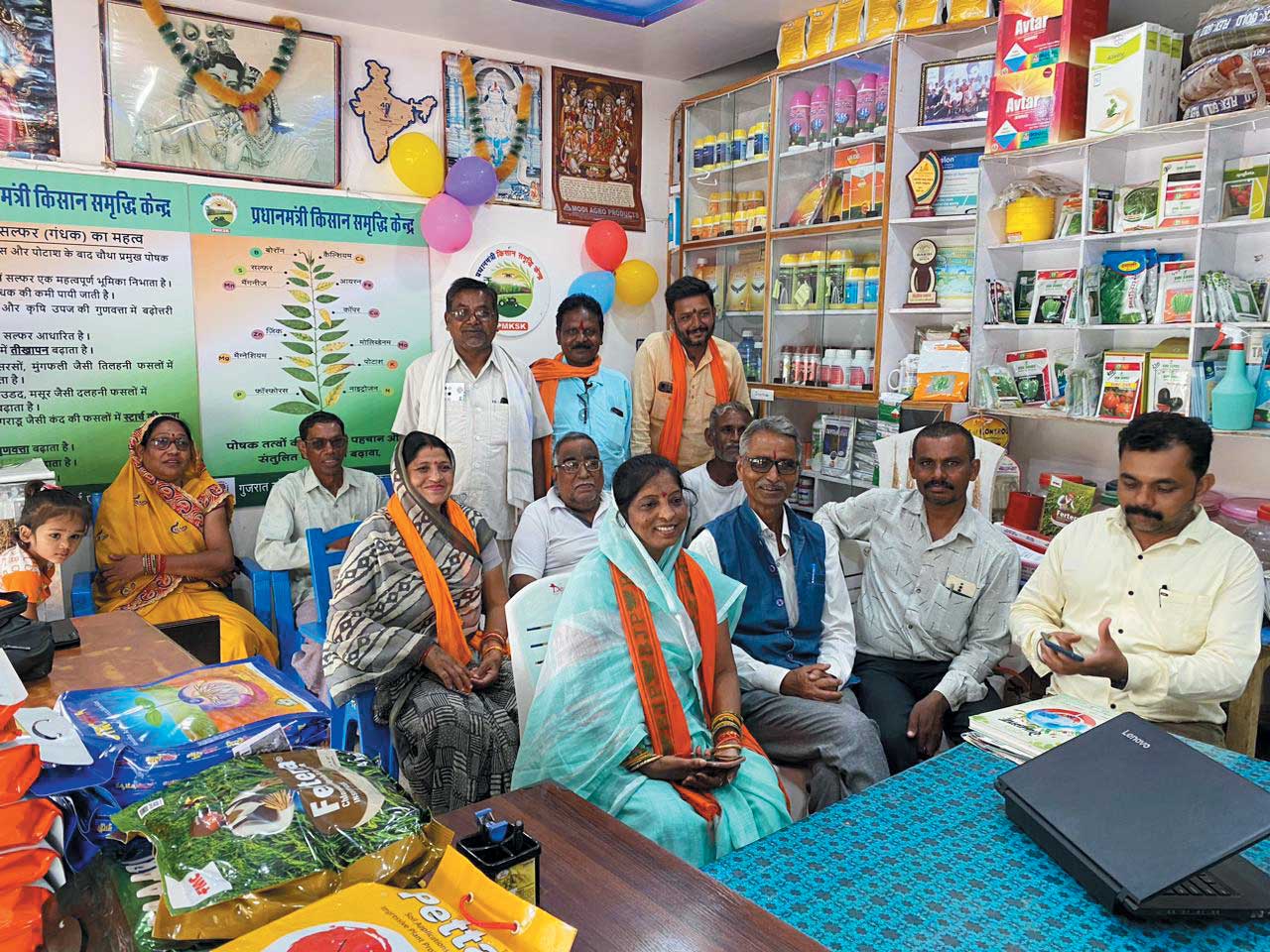 साँकरा प्रधानमंत्री किसान समृद्धि केंद्रों का हुआ शुभारंभ