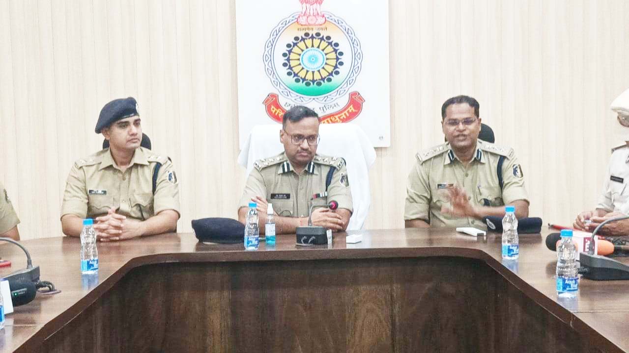 रायगढ़ रेंज के पहले डीआईजी  राम गोपाल गर्ग ने लिया प्रभार