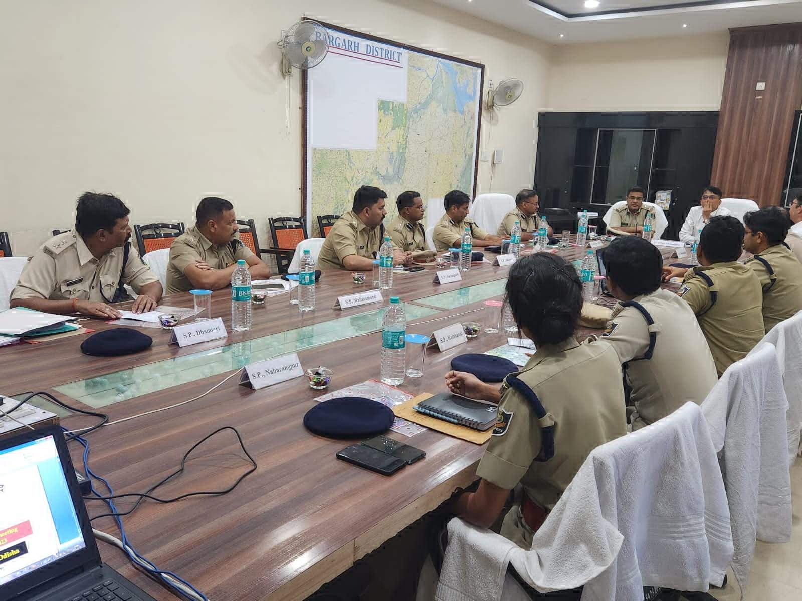 राज्य में स्वतंत्र व निष्पक्ष चुनाव कराने बॉर्डर मीटिंग राज्य में स्वतंत्र व निष्पक्ष चुनाव कराने बॉर्डर मीटिंग