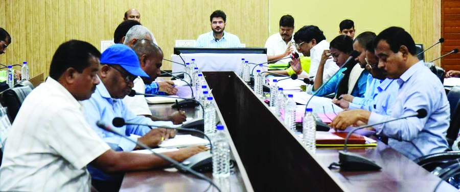 व्यक्तिगत वनाधिकार के 728, सामुदायिक वनसंसाधन के 117 तथा नगरीय क्षेत्र के 24 प्रकरणों का अनुमोदन व्यक्तिगत वनाधिकार के 728, सामुदायिक वनसंसाधन के 117 तथा नगरीय क्षेत्र के 24 प्रकरणों का अनुमोदन