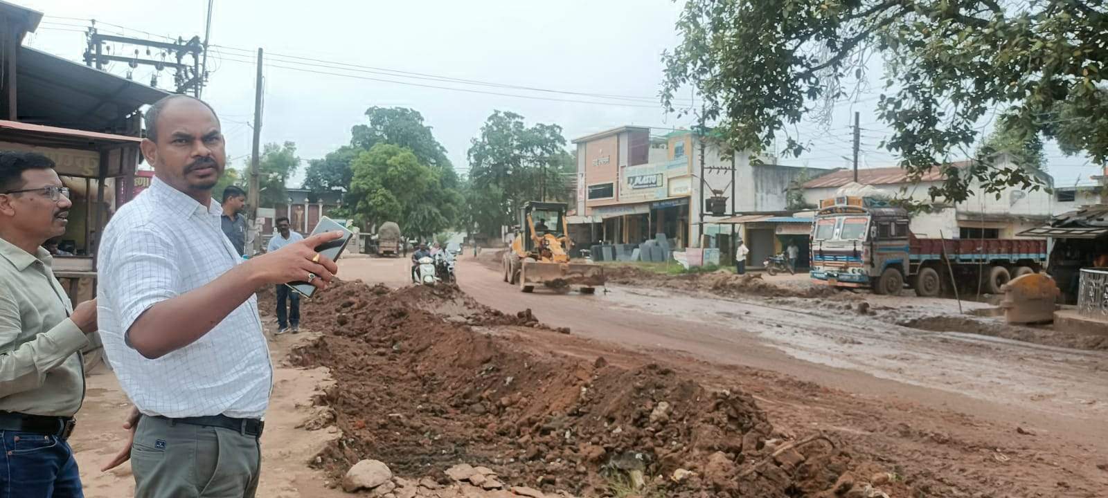 जिले की सडक़ों का हो रहा कायाकल्प