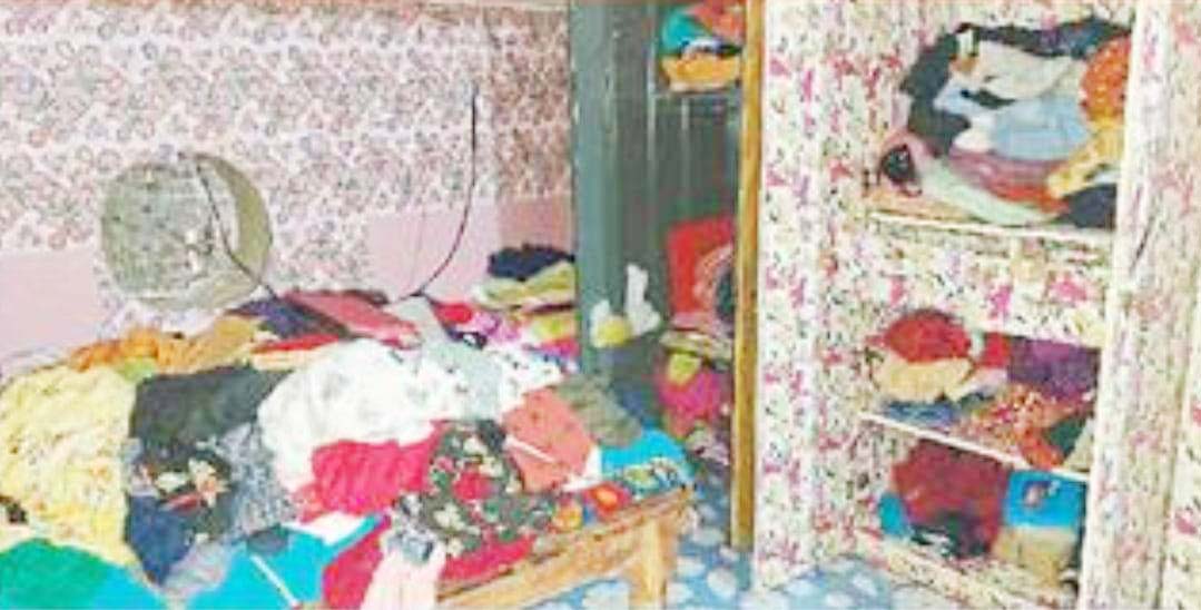 सूने मकान से 15 तोला सोना, ढाई  किलो चांदी, ढाई लाख नगद चोरी  