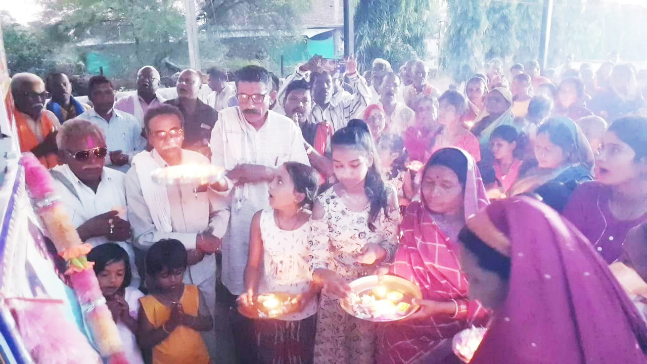 साहू समाज ने की राजिम माता की महाआरती