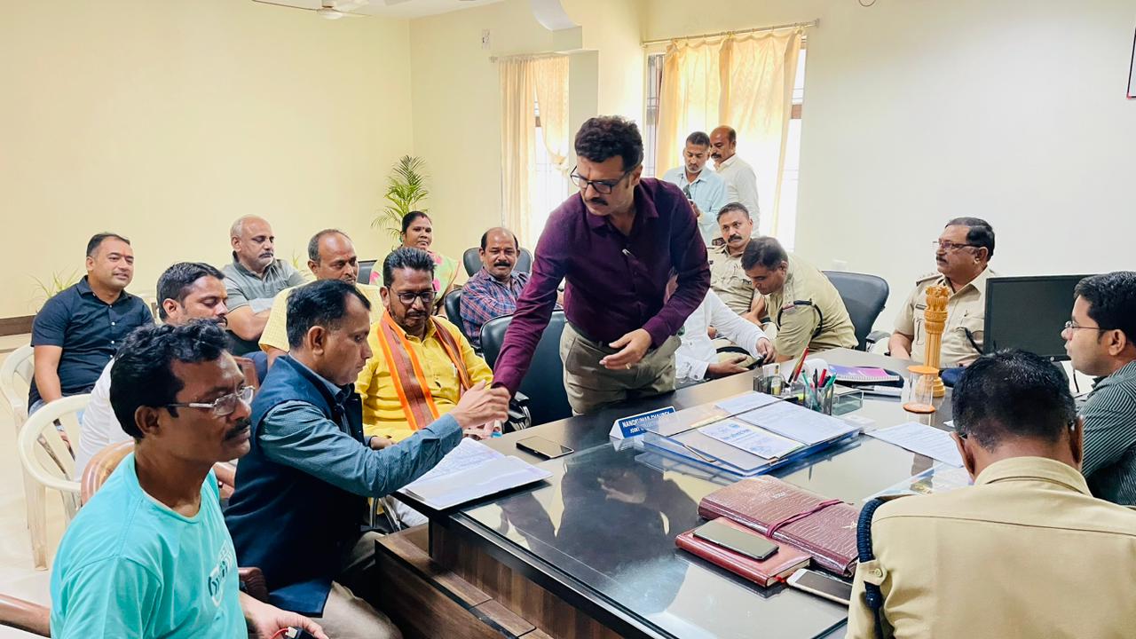 शहर से डम्पिंग यार्ड बंद करने  निगम प्राथमिकता से निर्णय लें - संजय