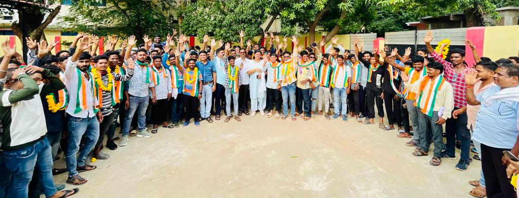 101 युवाओं ने ली कांग्रेस की सदस्यता 101 युवाओं ने ली कांग्रेस की सदस्यता