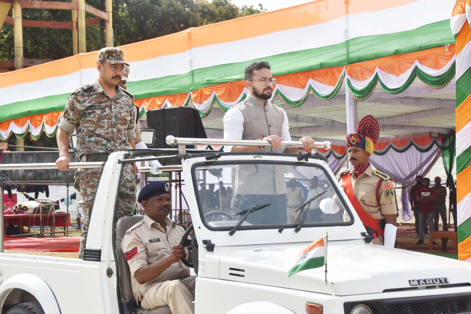 कलेक्टर-एसपी ने लिया अंतिम अभ्यास का जायजा 