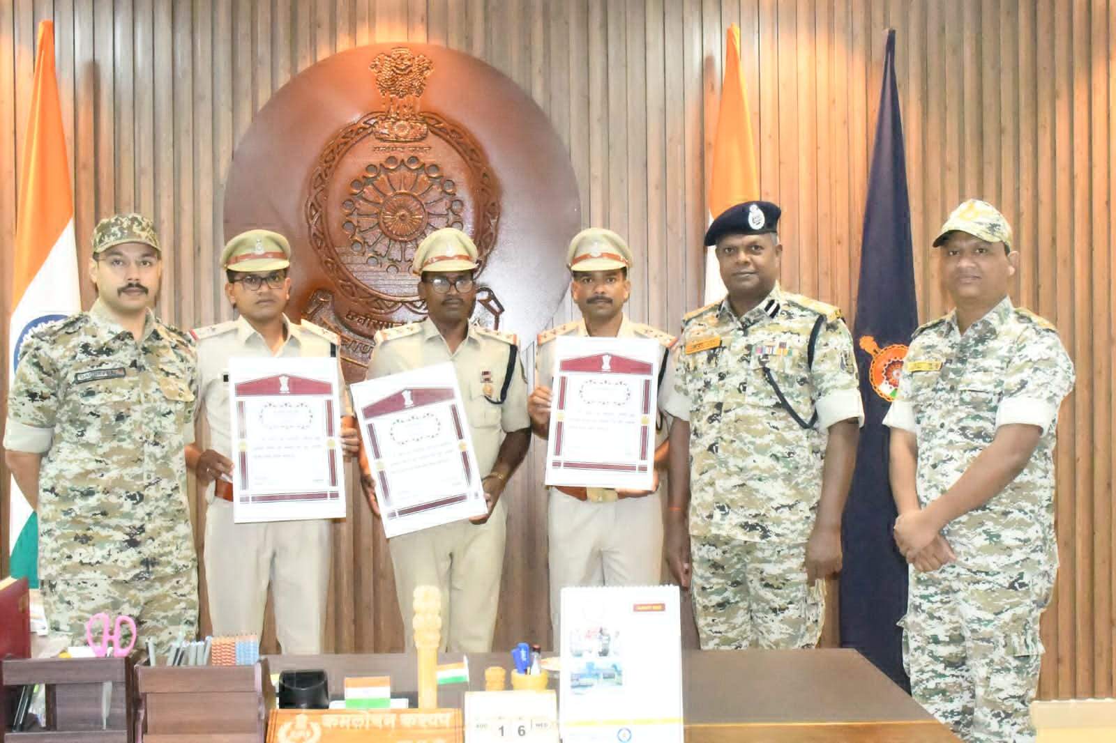 राष्ट्रपति पुरस्कार से नवाजे गए दंतेवाड़ा के अफसर 