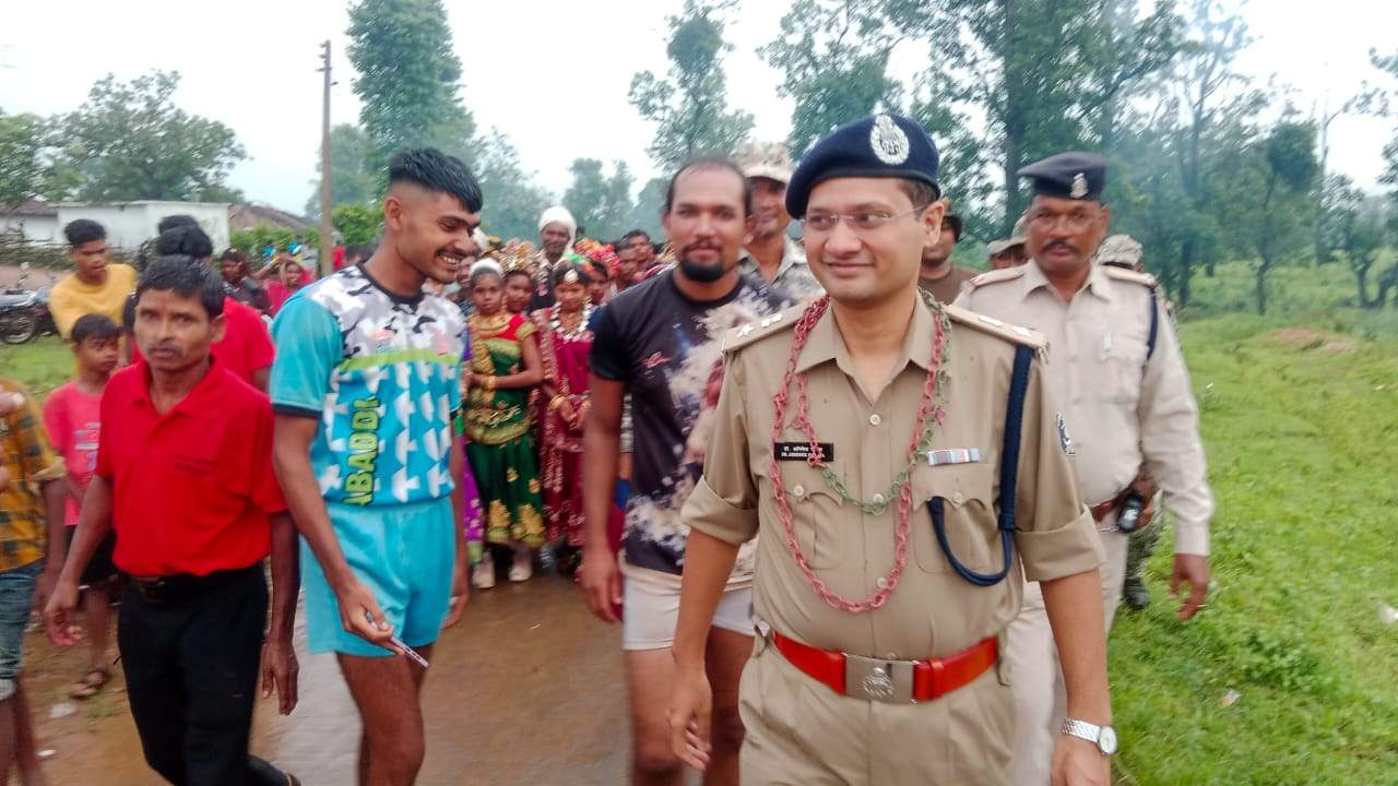 सामुदायिक पुलिसिंग के तहत कबड्डी स्पर्धा सामुदायिक पुलिसिंग के तहत कबड्डी स्पर्धा
