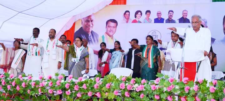 नफऱत के बाजार में मोहब्बत की दुकान खोलनी है-भूपेश 