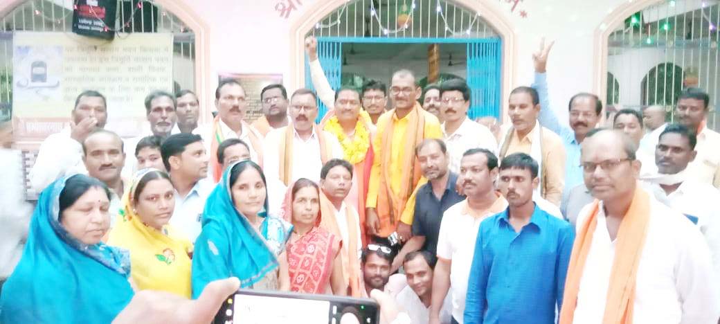 भाजपा प्रत्याशी इन्द्र कुमार चम्पारण, टीला-सेमरा पहुंचे 