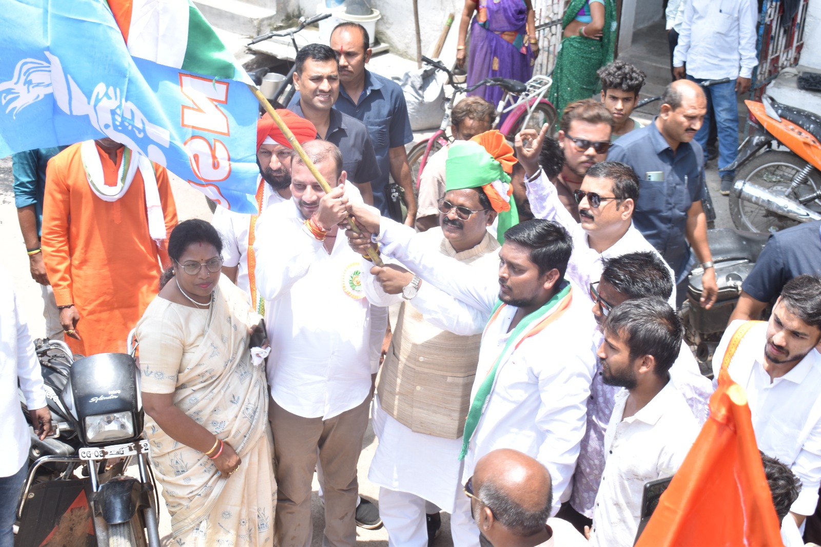 एनएसयूआई ने निकाली स्वतंत्रता तिरंगा यात्रा एनएसयूआई ने निकाली स्वतंत्रता तिरंगा यात्रा