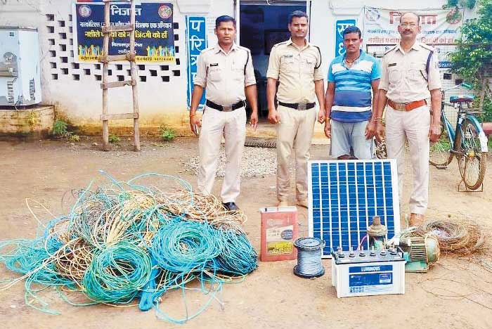 सब्जी चोरी रोकने बाड़ में बिछा दी करंट, दो की मौत