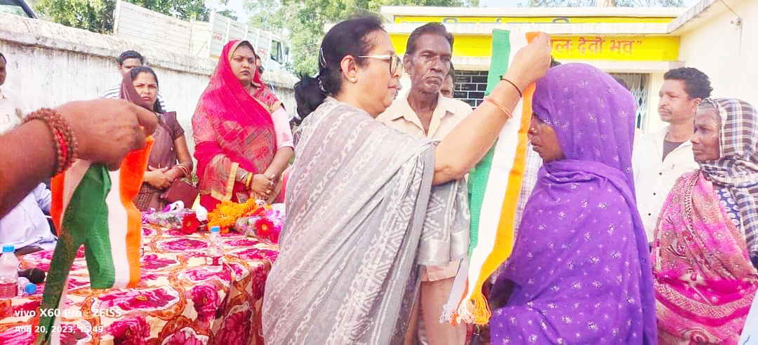 विधायक अम्बिका सिंहदेव ने शुरू की संकल्प ग्राम यात्रा विधायक अम्बिका सिंहदेव ने शुरू की संकल्प ग्राम यात्रा