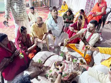 करपात्री जयंती पर रुद्राभिषेक सत्संग, संगोष्ठी