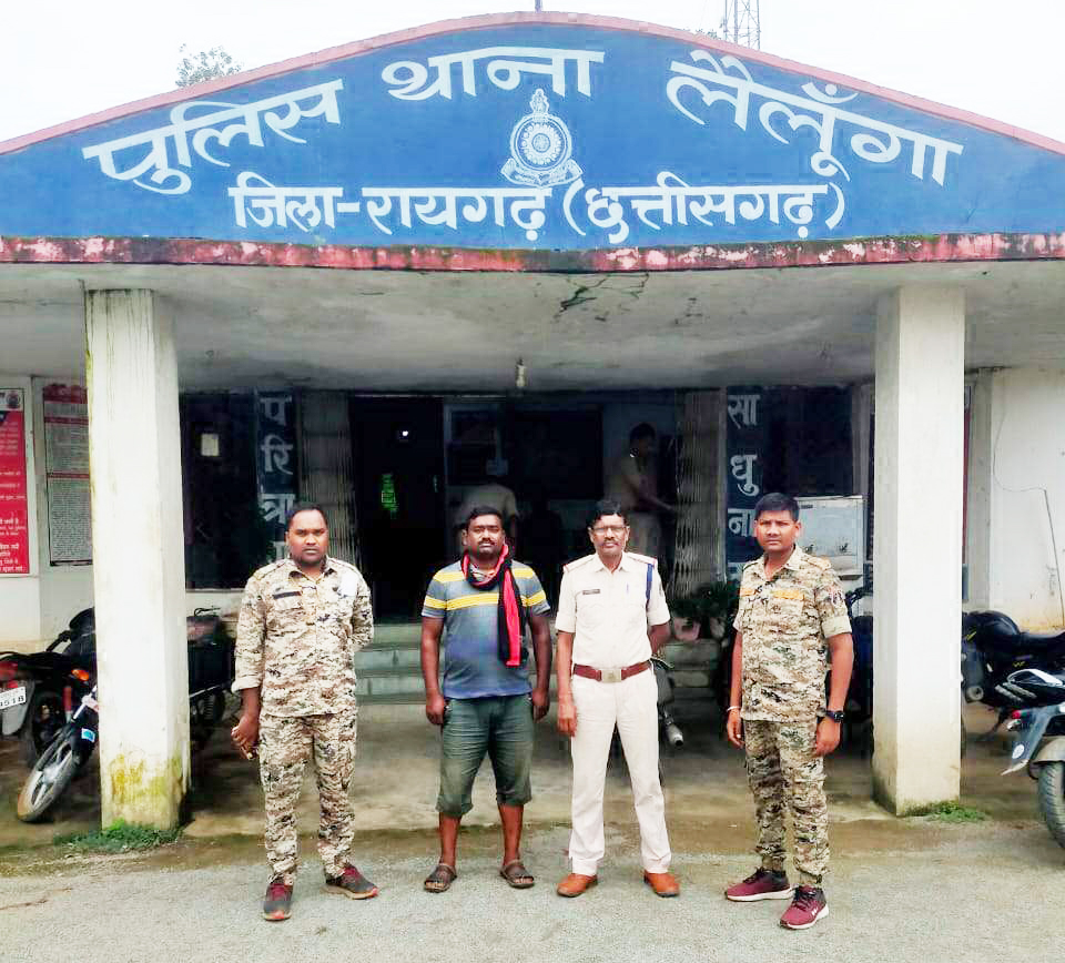 फरार पशु तस्कर गिरफ्तार फरार पशु तस्कर गिरफ्तार