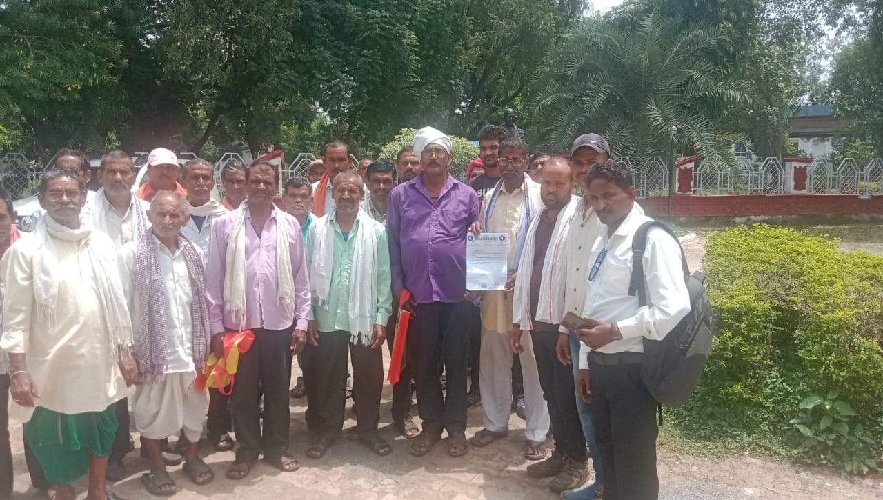 चना फसल से नुकसान, भरपाई के लिए मांगी बीमा राशि चना फसल से नुकसान, भरपाई के लिए मांगी बीमा राशि