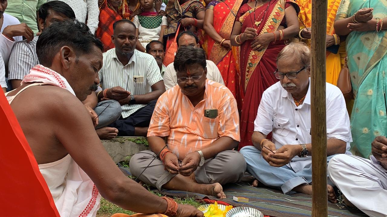 प्रसिद्ध कोतेबिरा धाम में बनेगा फुट ओवरब्रिज, मिंज ने किया भूमिपूजन