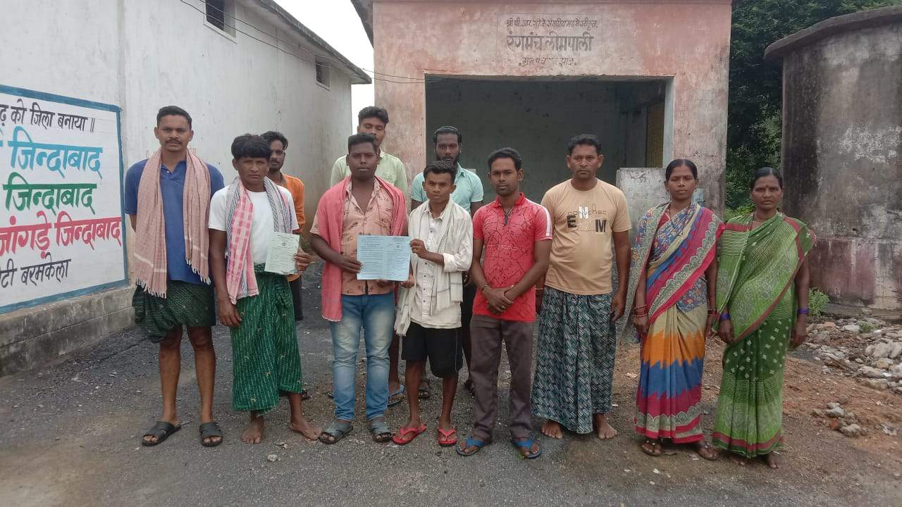 तेन्दूपत्ता तोडऩे वाले गरीबों को  अभी तक नहीं मिला मेहनताना 