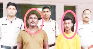 कपड़ा दुकान में चोरी करने घुसे चाचा-भतीजे वाहन सहित हुए गिरफ्तार